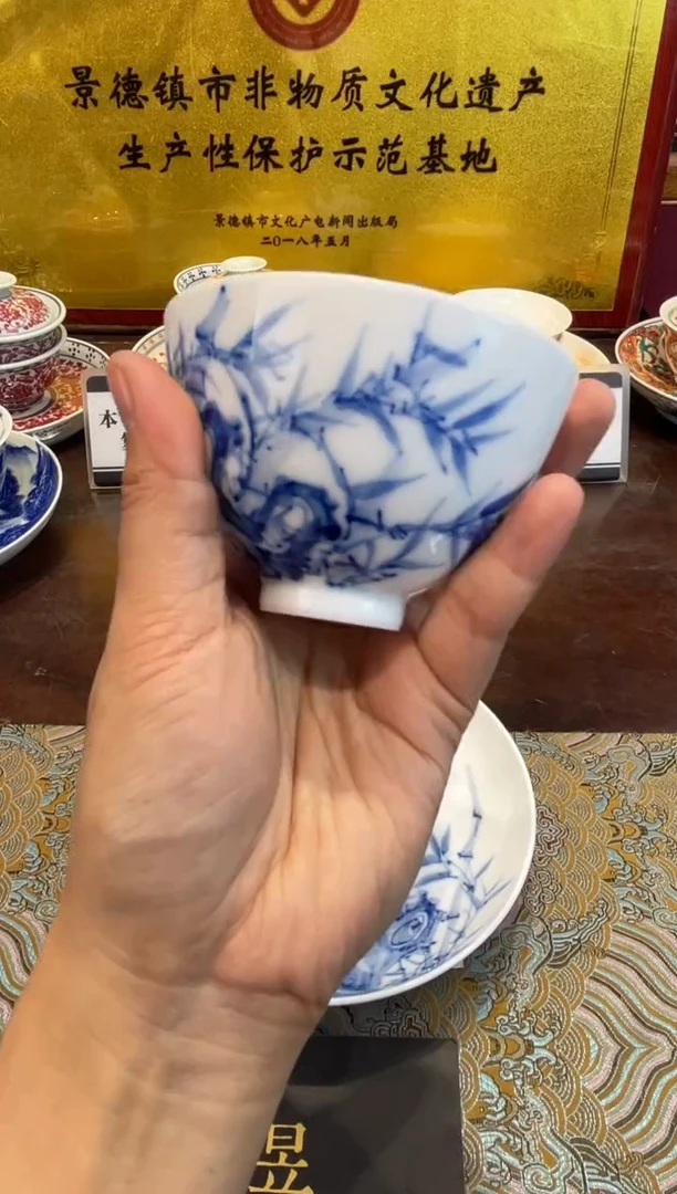 杯子瓷景德镇源头工厂生产，手工手绘