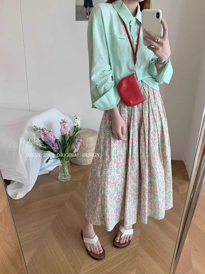 谁穿谁好看的碎花半裙