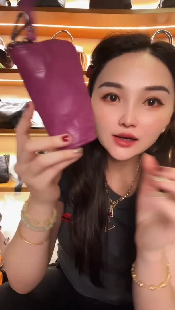 水牛皮（革） 高端订制时尚百搭小卡包 挂件