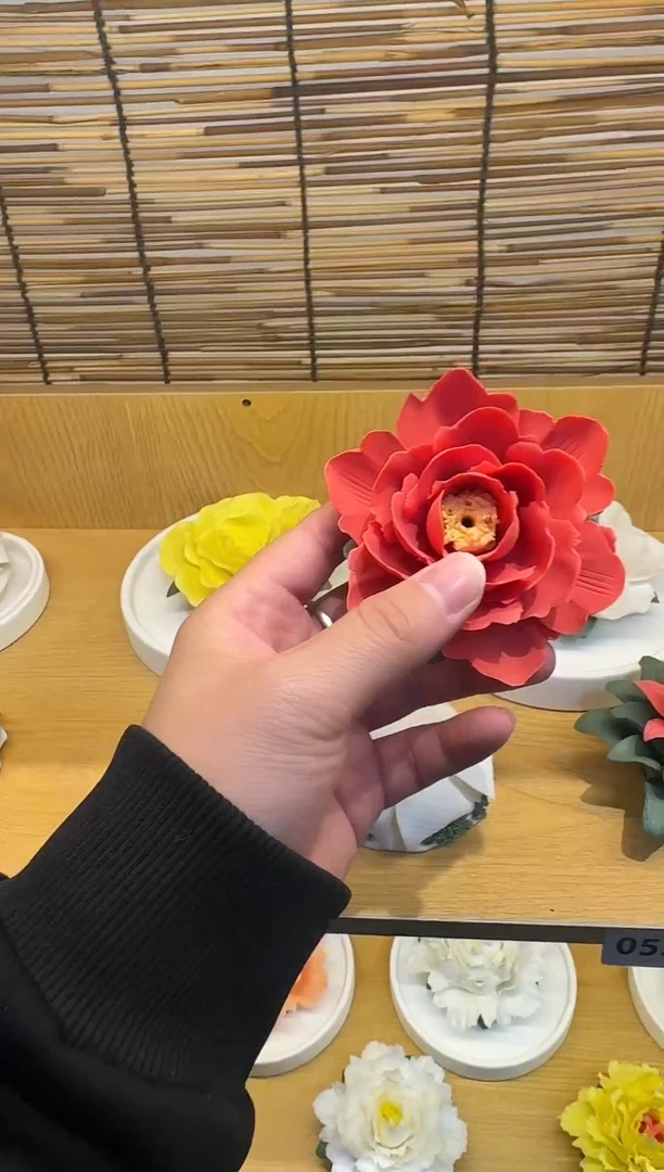 陶瓷陶瓷手捏花