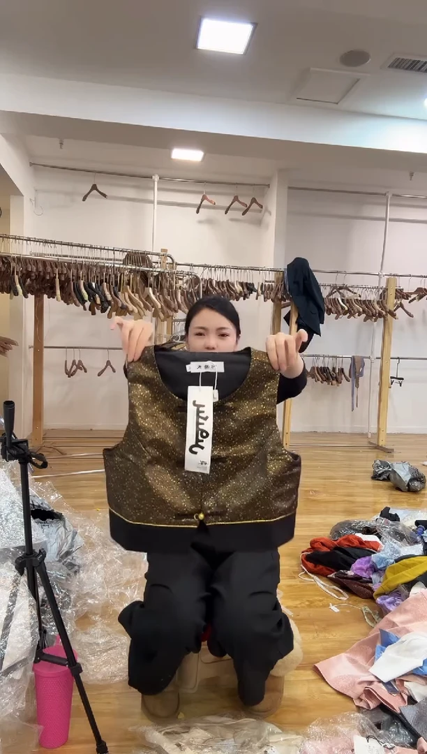 马甲   L 115斤以里