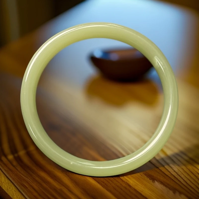 天然和田玉  新疆料且末蓝美人条手镯拍一发一  B0478