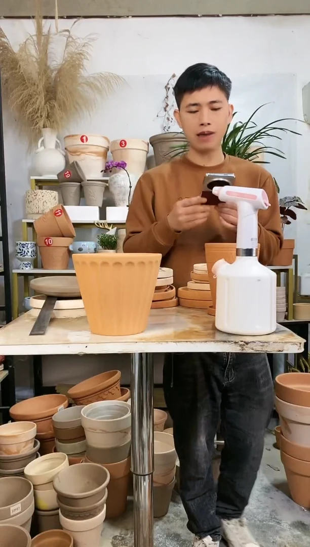 【闪购商品】红陶18*16红陶甜筒盆 1盆无托