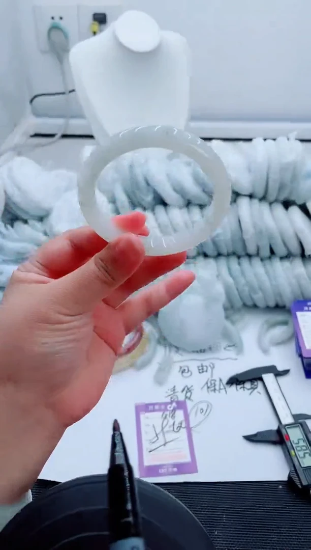 石英质玉手镯未镶嵌G18-59-60