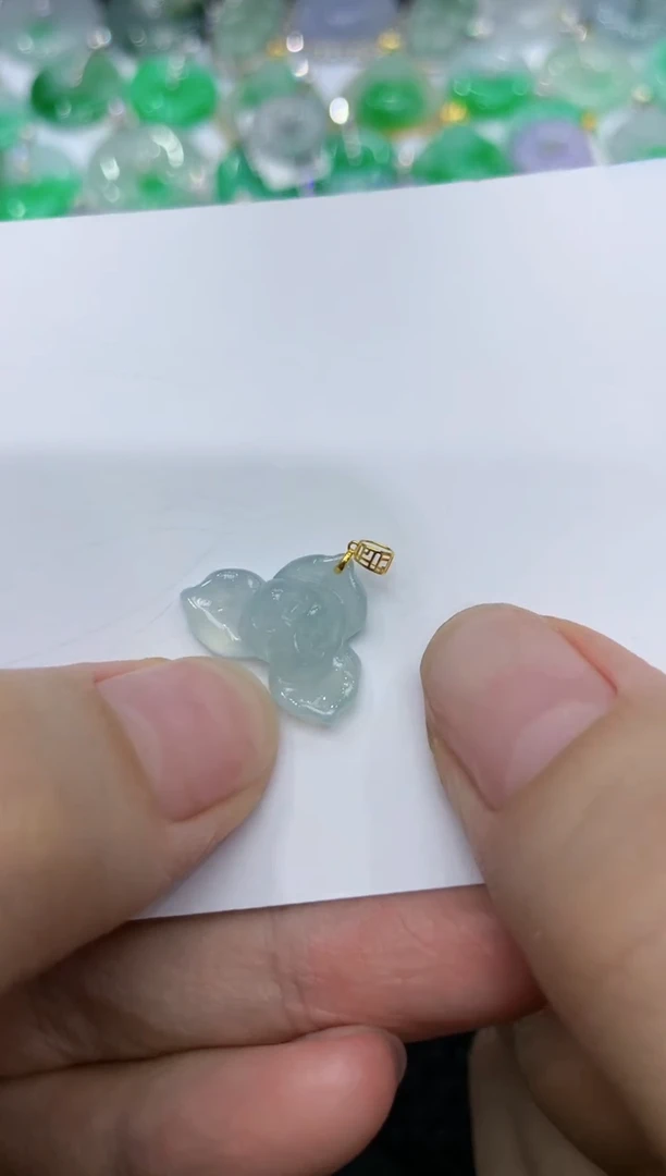 【闪购商品】翡翠颈饰18K金镶嵌11111111111