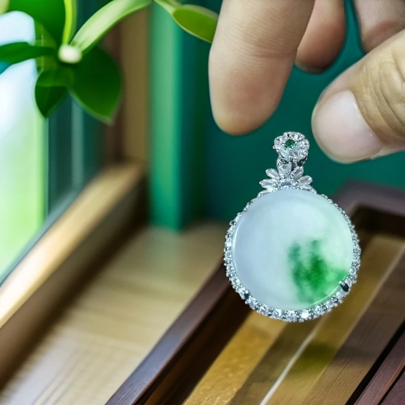 时尚百搭精美飘翠圆牌无事牌