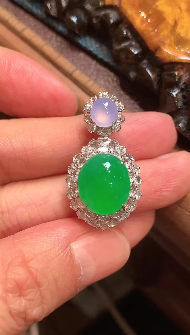 吊坠(不含链)18K金镶嵌翡翠翡翠