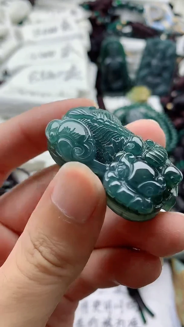 颈饰未镶嵌翡翠8883