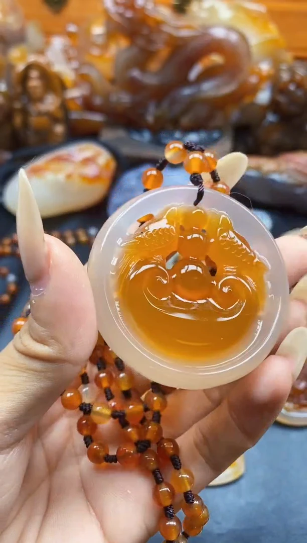 玛瑙/玉髓挂件未镶嵌《****华ll