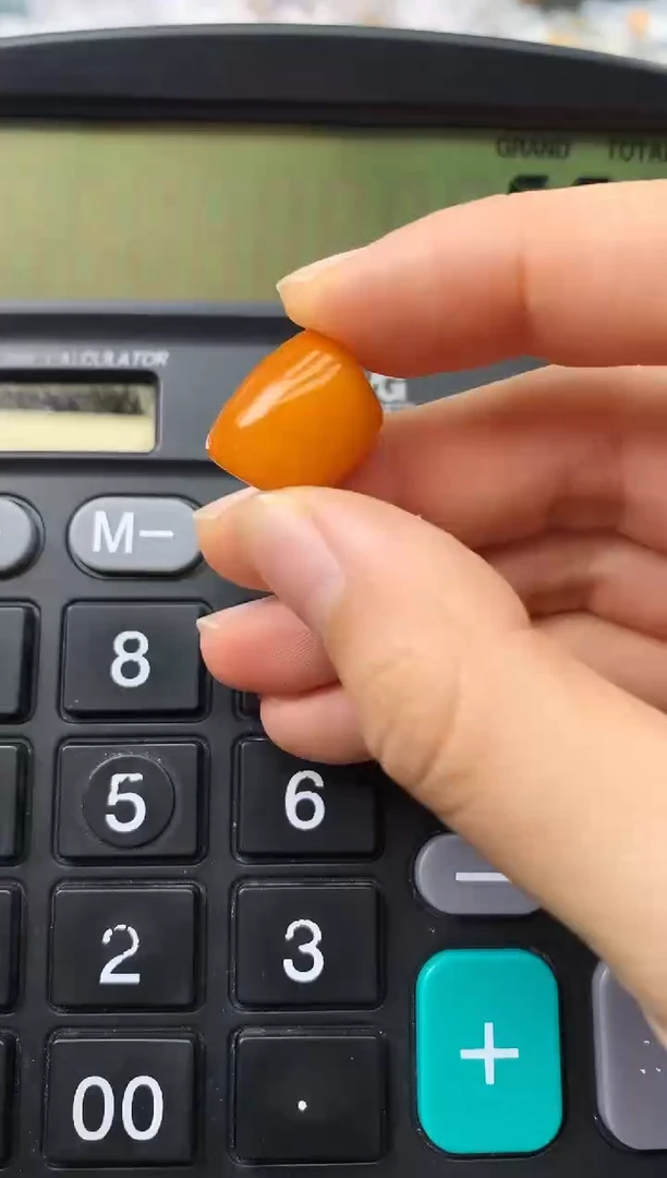 未镶嵌琥珀珠宝奇石67