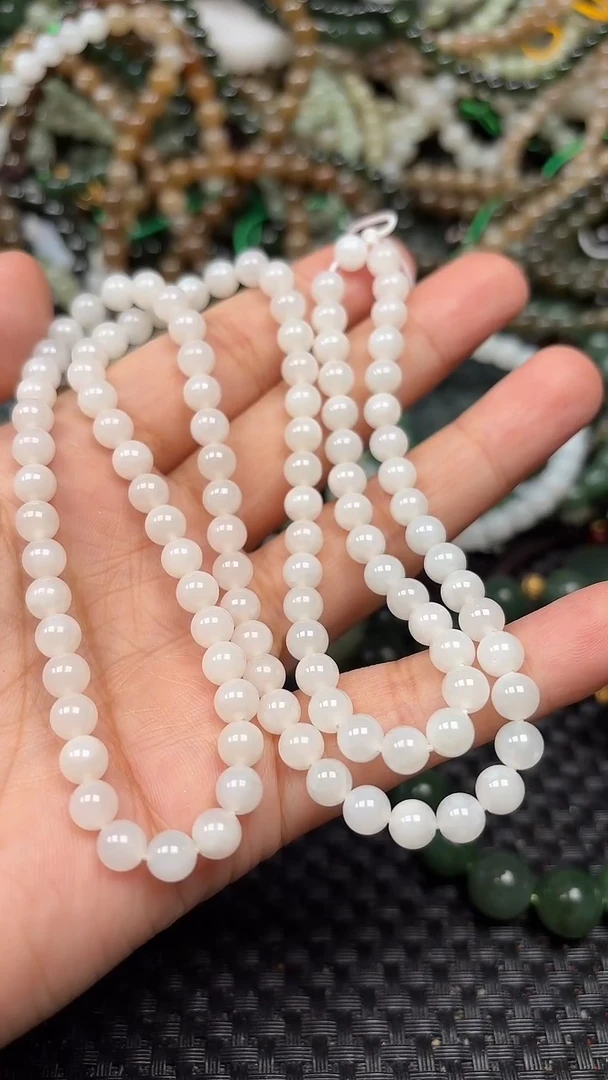 和田玉未镶嵌颈饰1