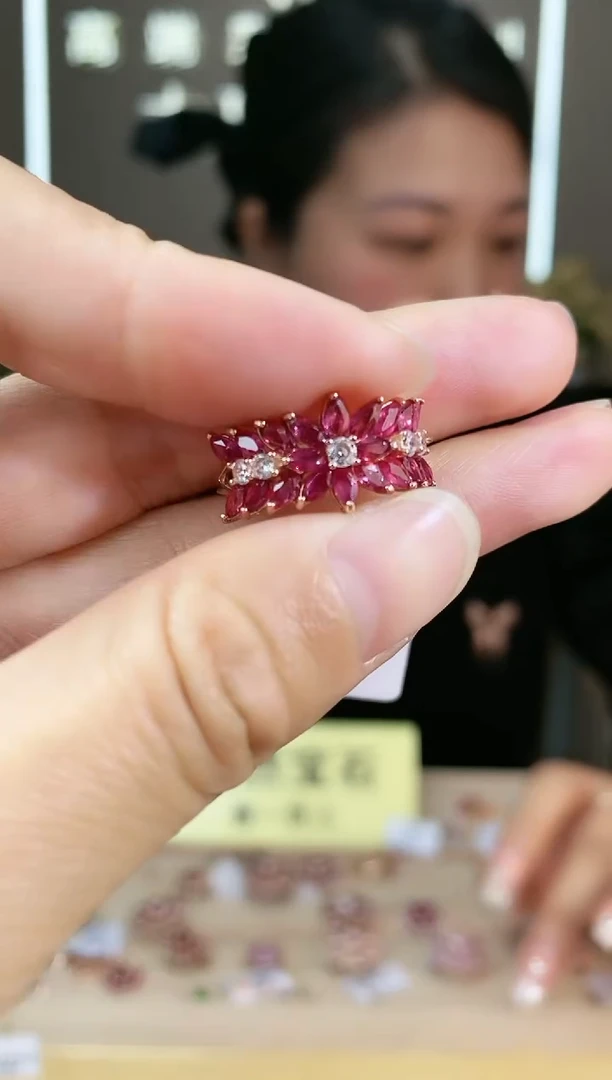 【闪购商品】红宝石手饰银S925镶嵌手饰