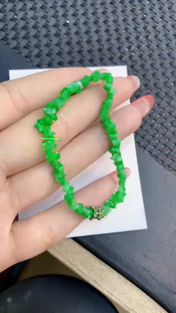 颈饰未镶嵌翡翠1