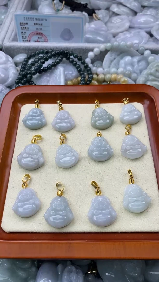 翡翠未镶嵌颈饰缅甸A货翡翠0BF