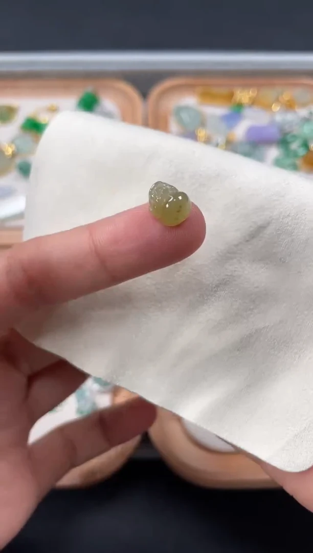 翡翠18K金镶嵌吊坠(不含链)一个  JK473