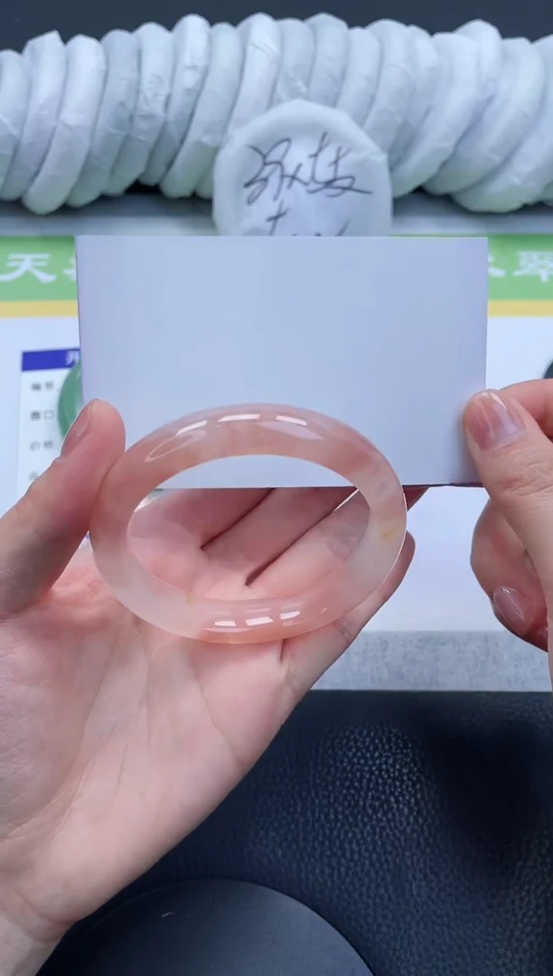 【闪购商品】石英质玉手镯未镶嵌A297-54+