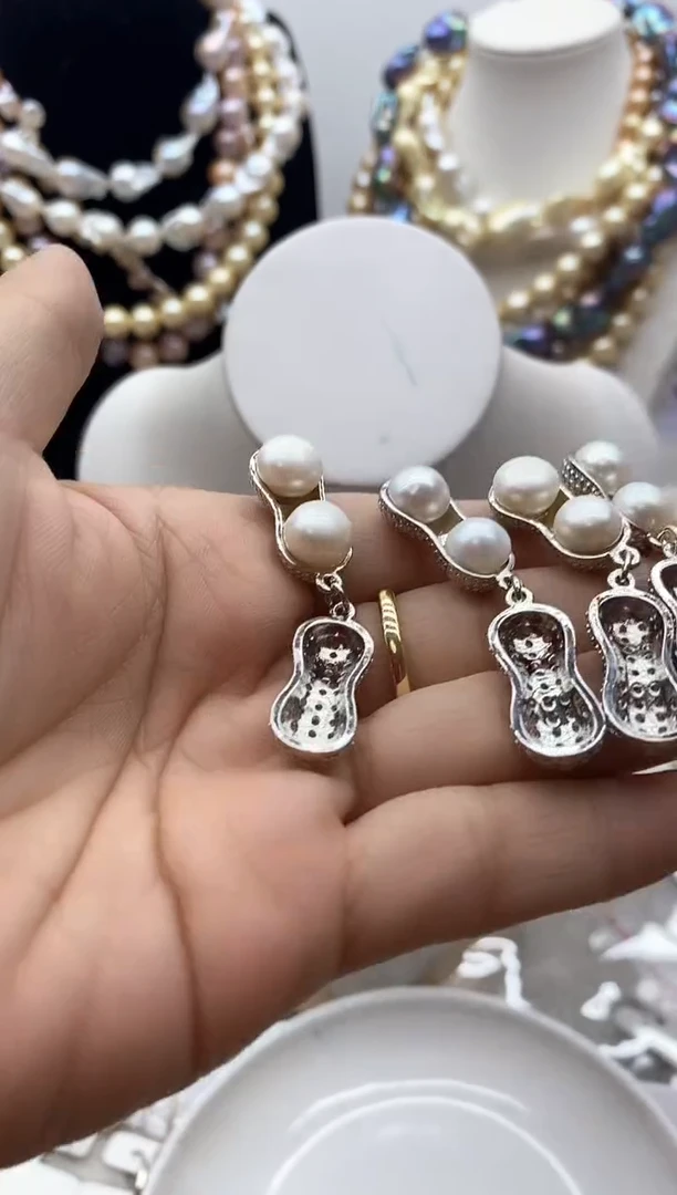 【闪购商品】淡水珍珠颈饰钛钢68