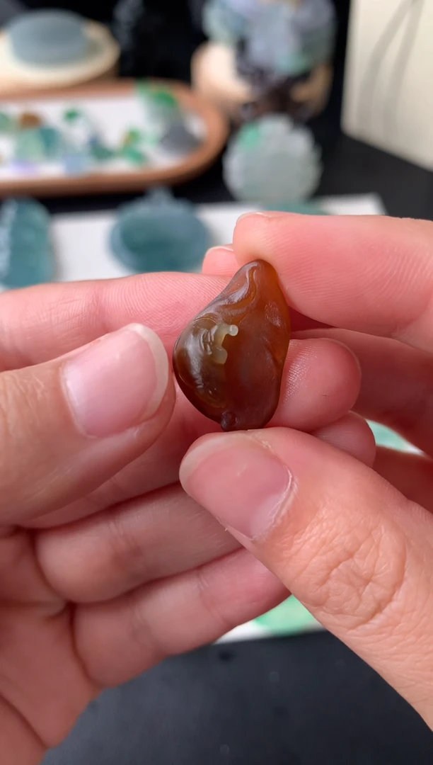 定制翡翠未镶嵌翡翠