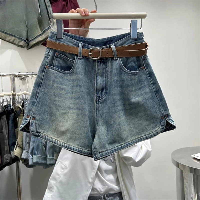 大码牛仔短裤女爆款2025新款夏季薄微胖女生大码显瘦直筒开叉裤子