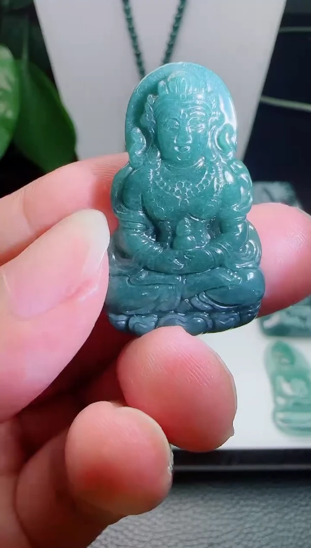 翡翠未镶嵌颈饰多样性随机发其一