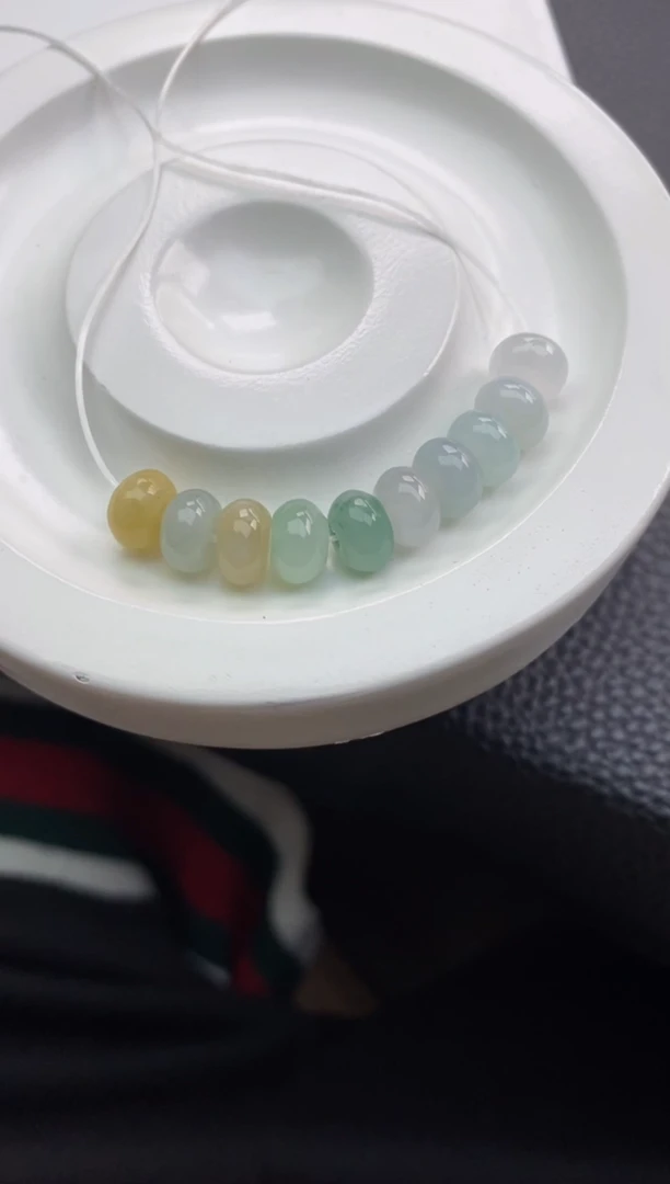 翡翠散珠37天然A货翡翠散珠