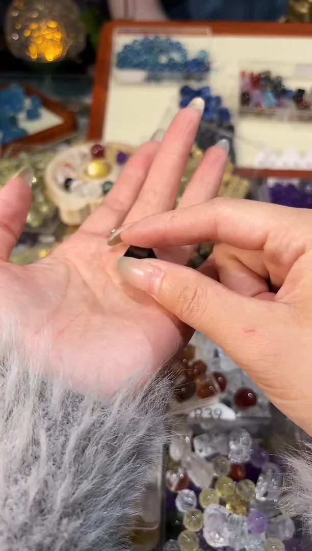 【闪购商品】水晶手串未镶嵌金运方糖约卡12一颗