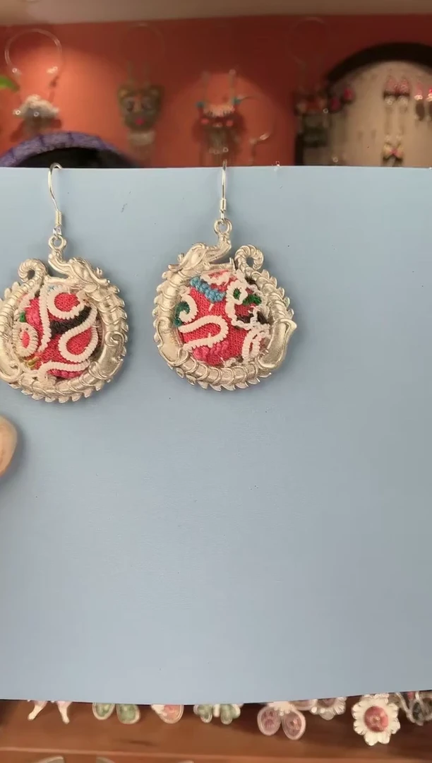 非遗手工刺绣耳环10