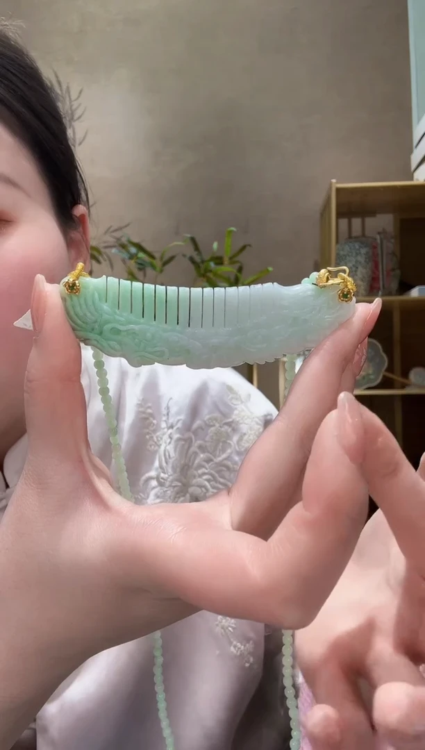 【闪购商品】翡翠颈饰未镶嵌吊坠