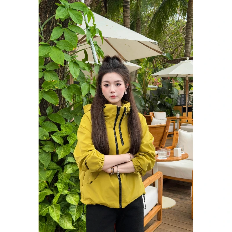 宿慕SUMU 女款冲锋衣外套 3-21春季2025新款时尚休闲外套M000AR