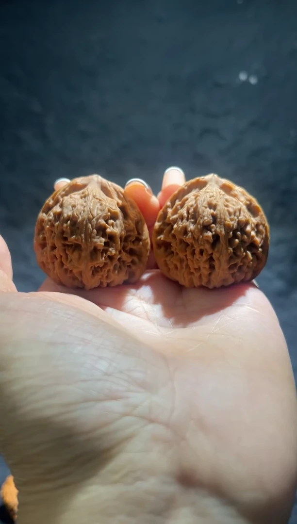 吊坠文玩核桃小**u南将