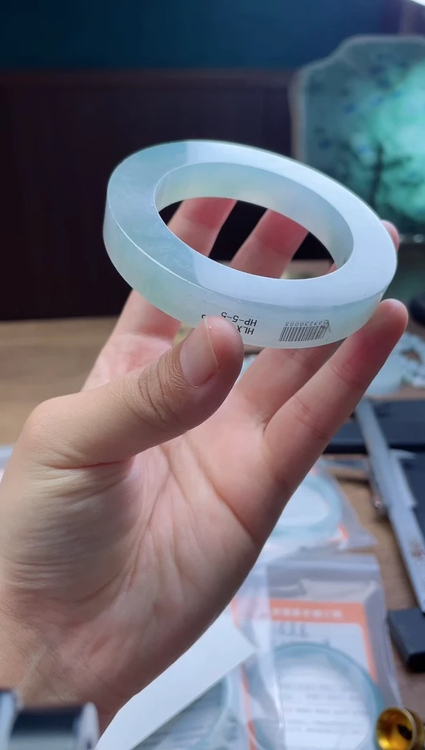 未镶嵌手镯定制翡翠夜定制