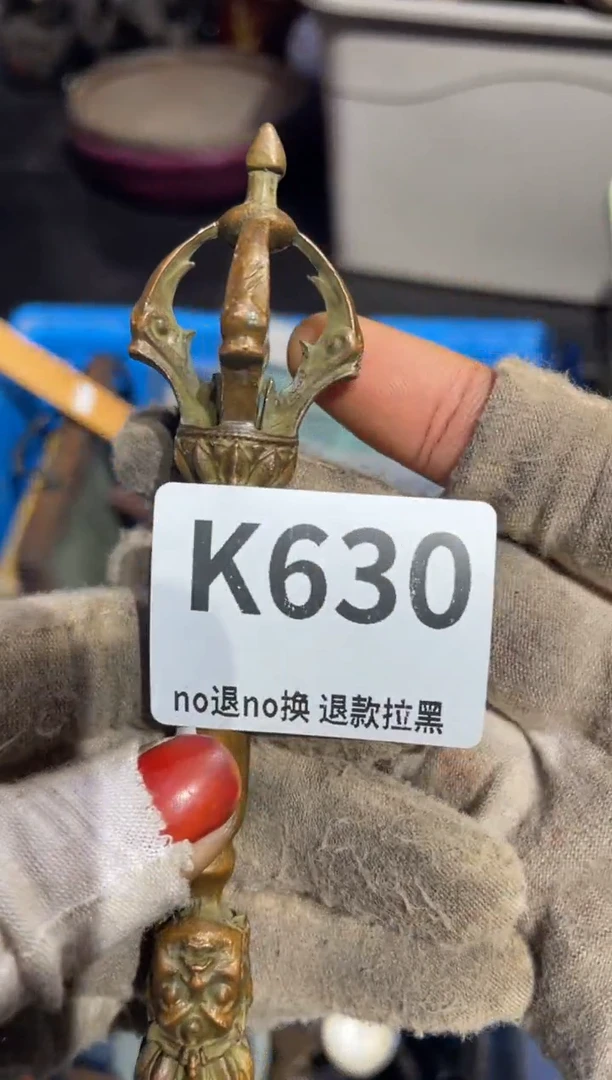 瓷片l****国表姐直播所见所得