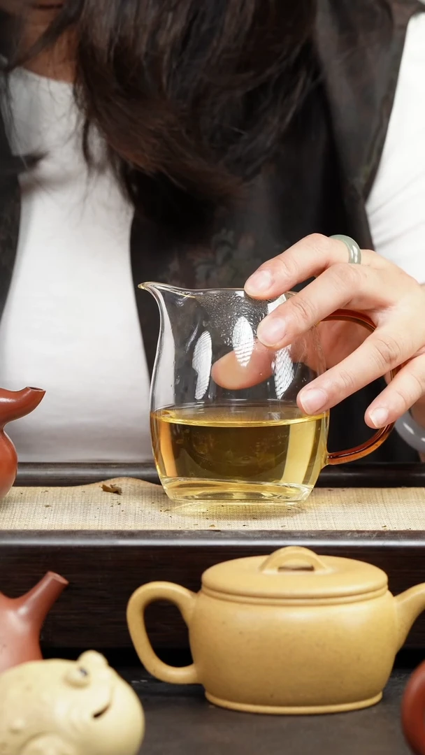 茶壶紫砂茶叶 50克