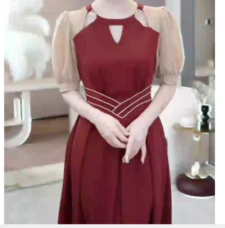 2025夏季新款网红同款洋气减龄韩版爆款连衣裙女神范朵