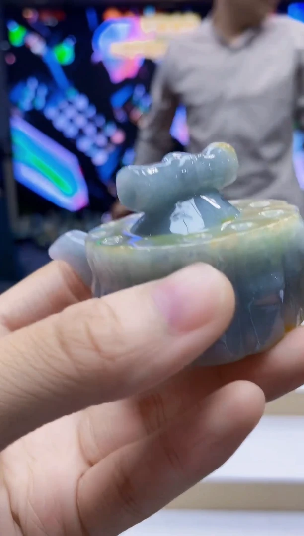 未镶嵌定制翡翠-毛货挂件16