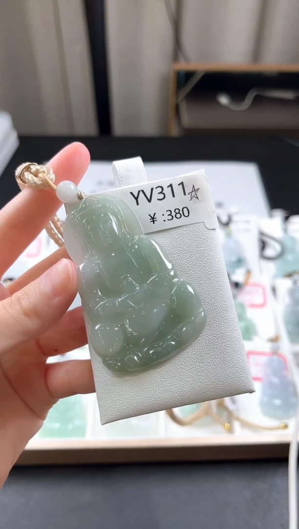 翡翠未镶嵌颈饰YV311冰绿超大观音