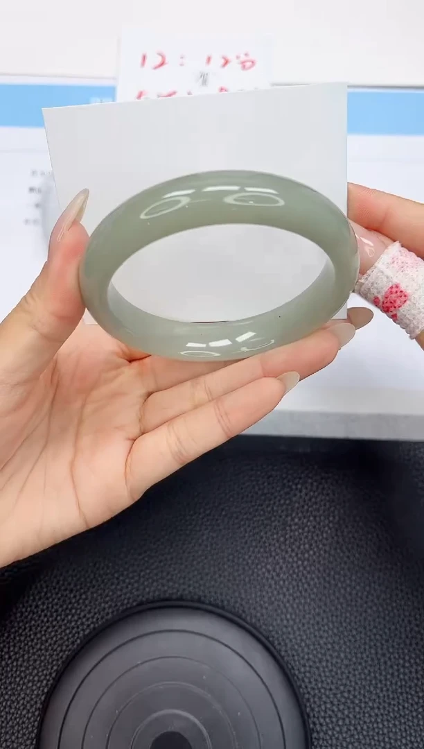 石英质玉手镯未镶嵌11-61.4