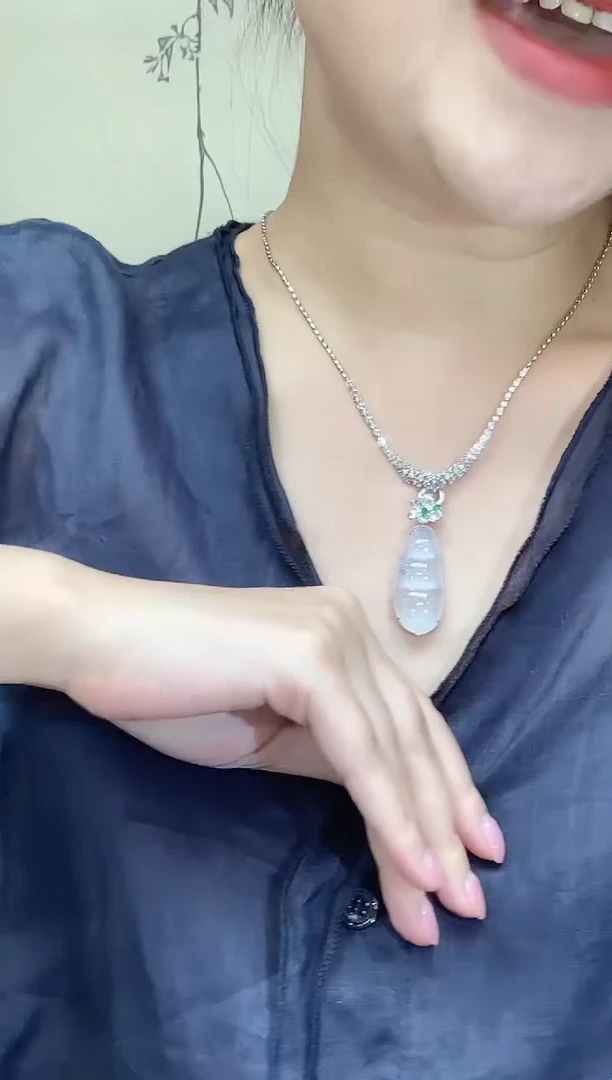 吊坠(不含链)18K金镶嵌翡翠C5