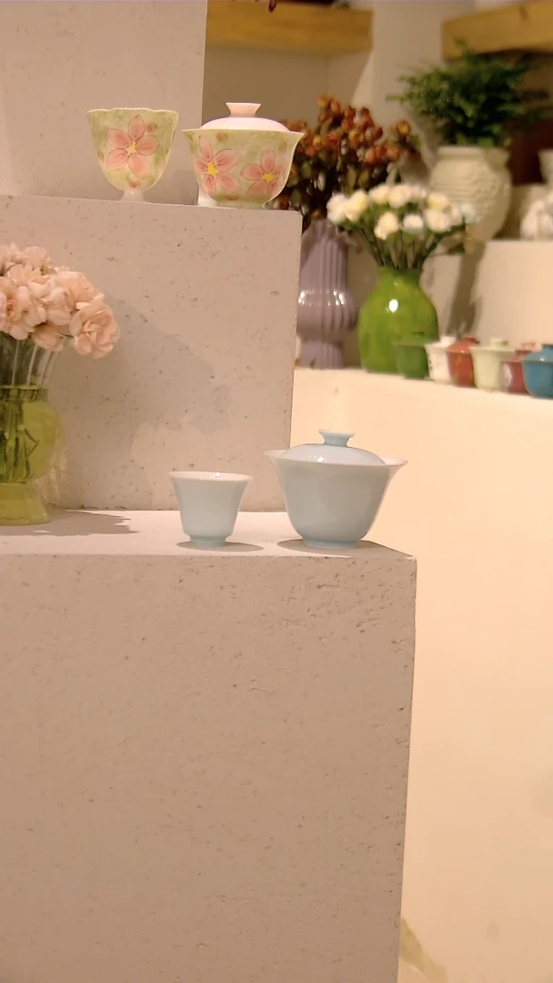 盖碗+茶杯*2 哈哈哈哈哈哈哈