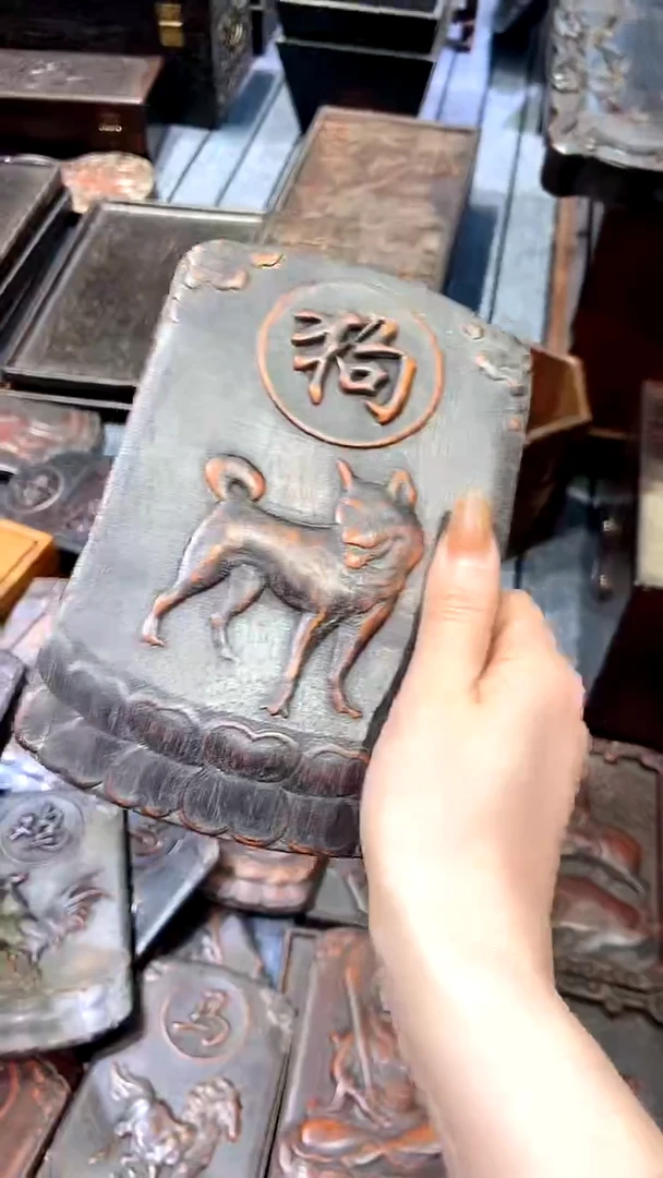 木紫檀雕刻一物一拍