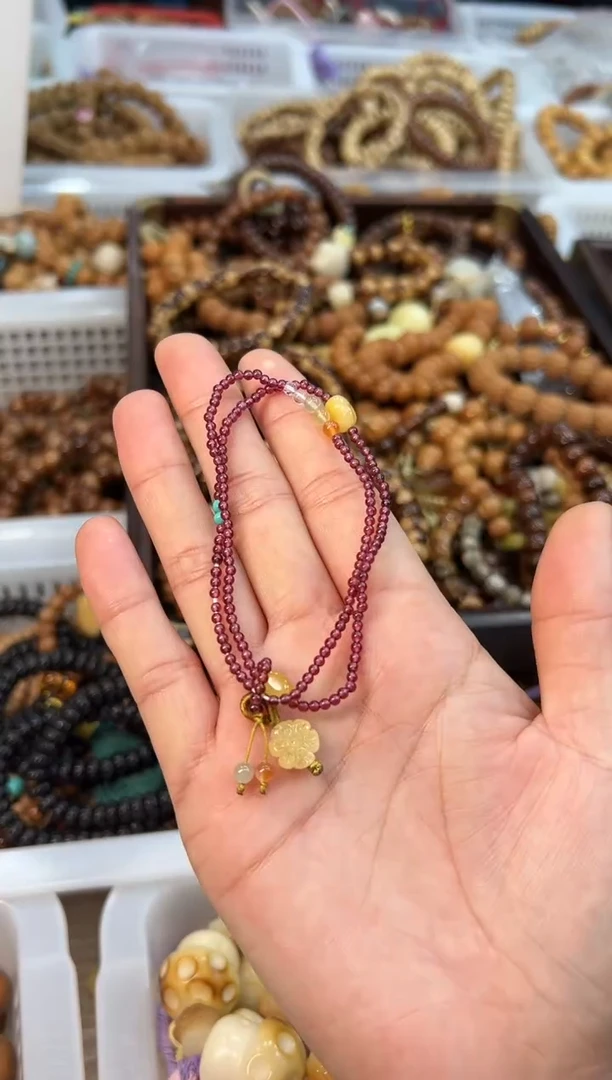 蜜蜡吊坠(赠链)未镶嵌蜜蜡太阳花diy石榴设计款 双圈叠戴