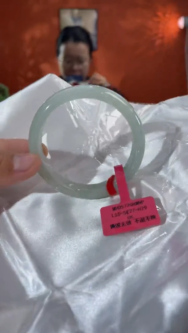 未镶嵌手镯翡翠翡翠手镯