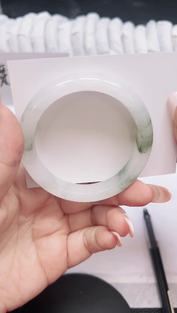 未镶嵌手镯石英质玉59-54.5