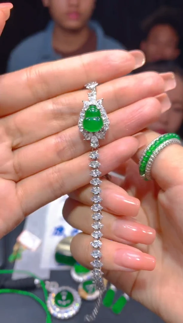 【闪购商品】定制翡翠未镶嵌173多样性发货（发其一）