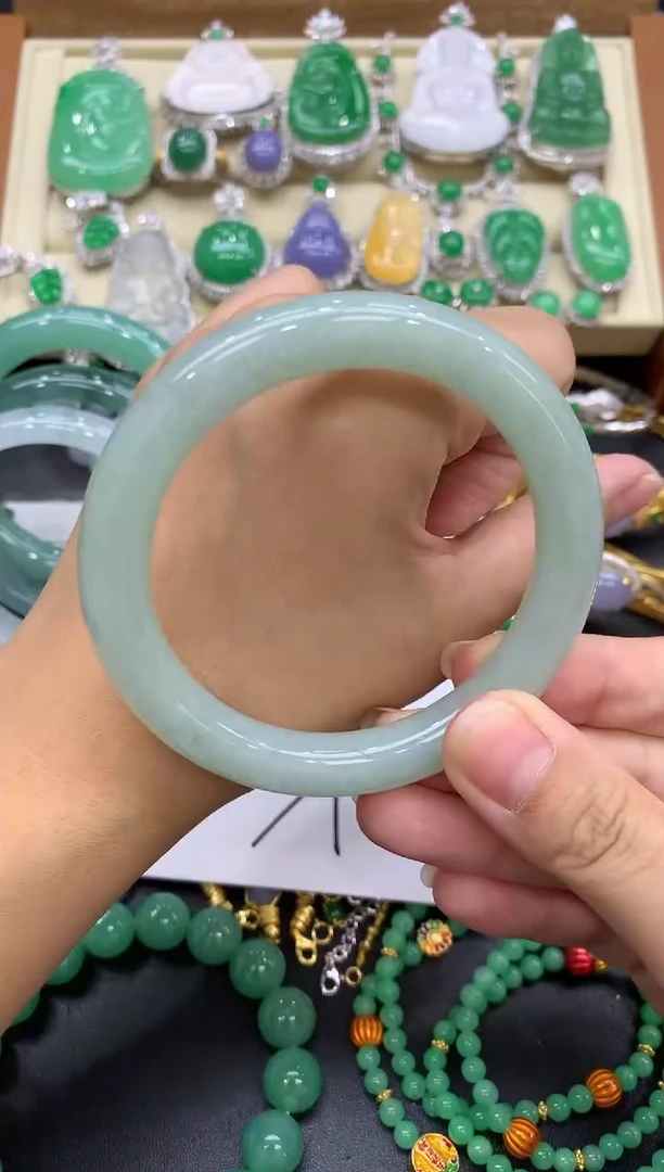 翡翠手镯未镶嵌241-中国好珍宝