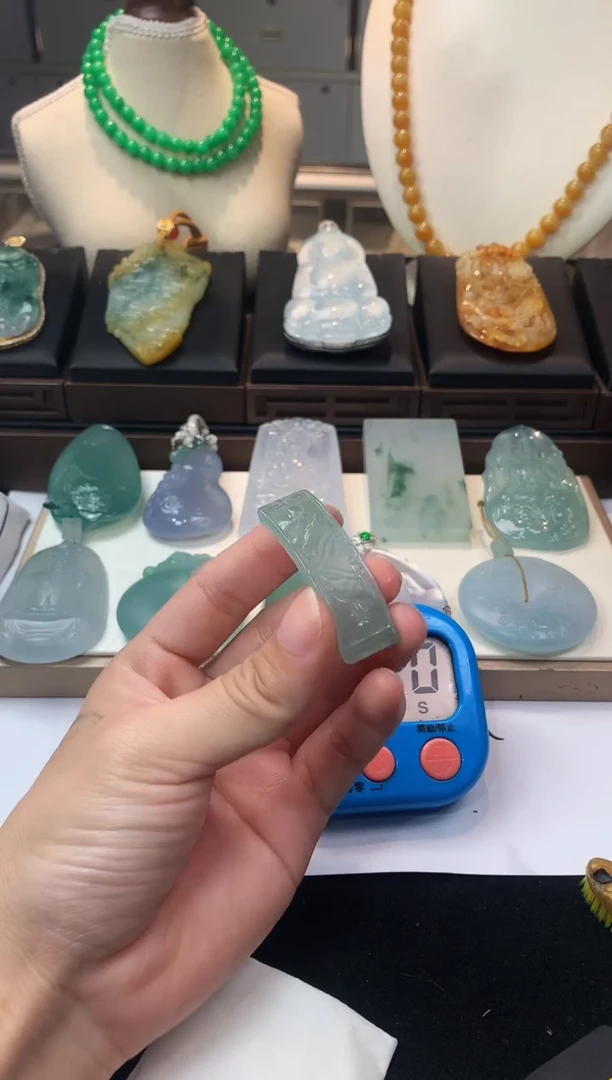 未镶嵌定制翡翠火**说毛货不退不换