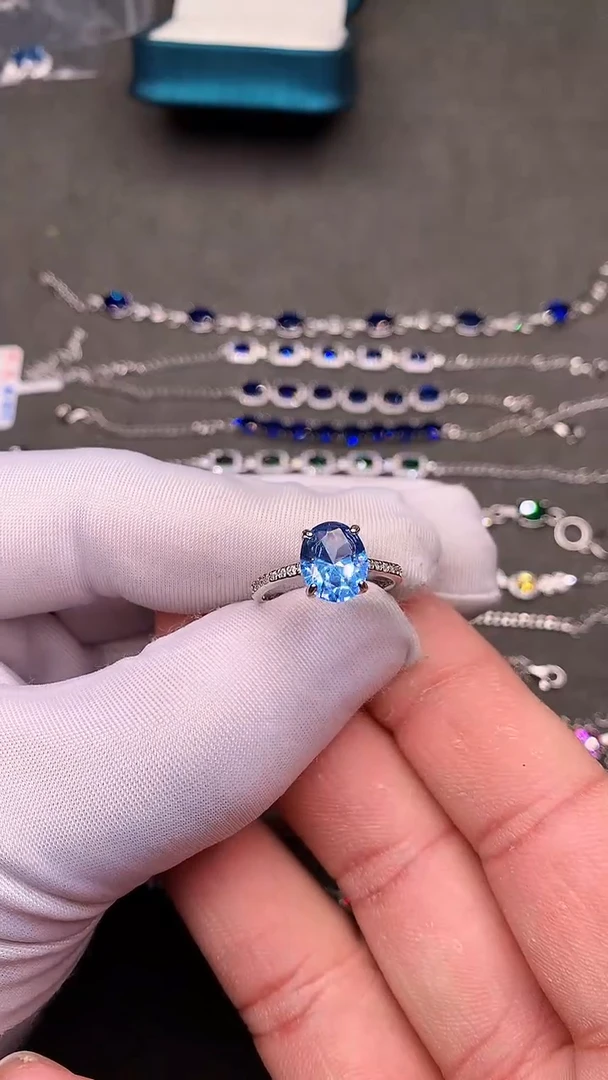 【闪购商品】海蓝宝石戒指银S925镶嵌.......
