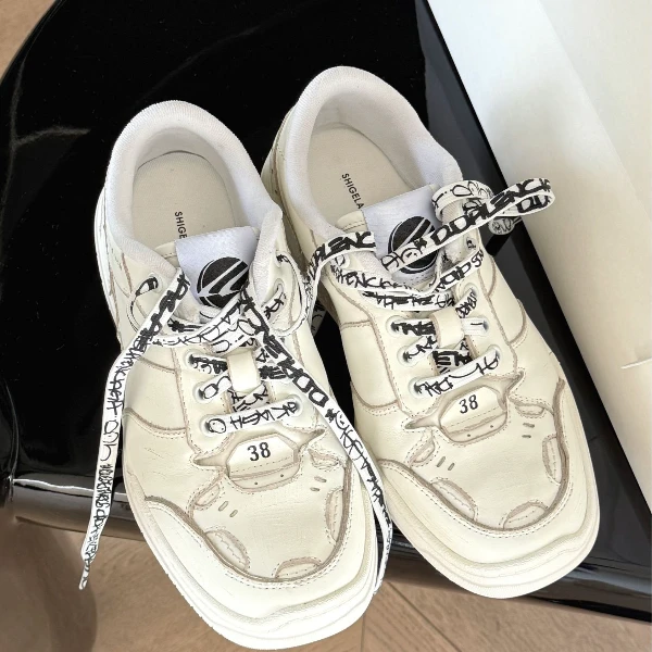 诗歌兰女鞋2025秋新款时尚百搭厚底系带休闲鞋板鞋