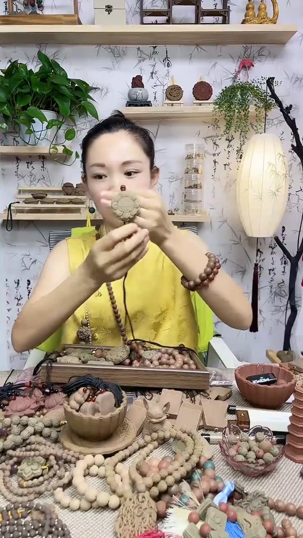 泥塑香身芄八宝莲花挂坠