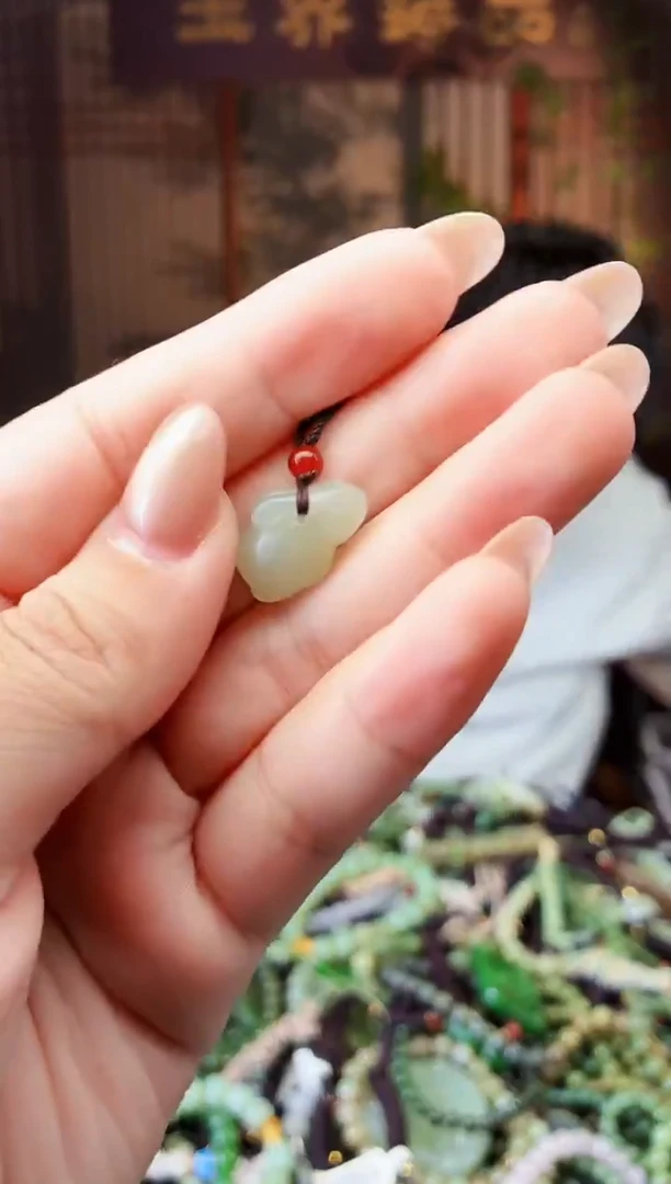 颈饰未镶嵌和田玉多样性发货拍一发一